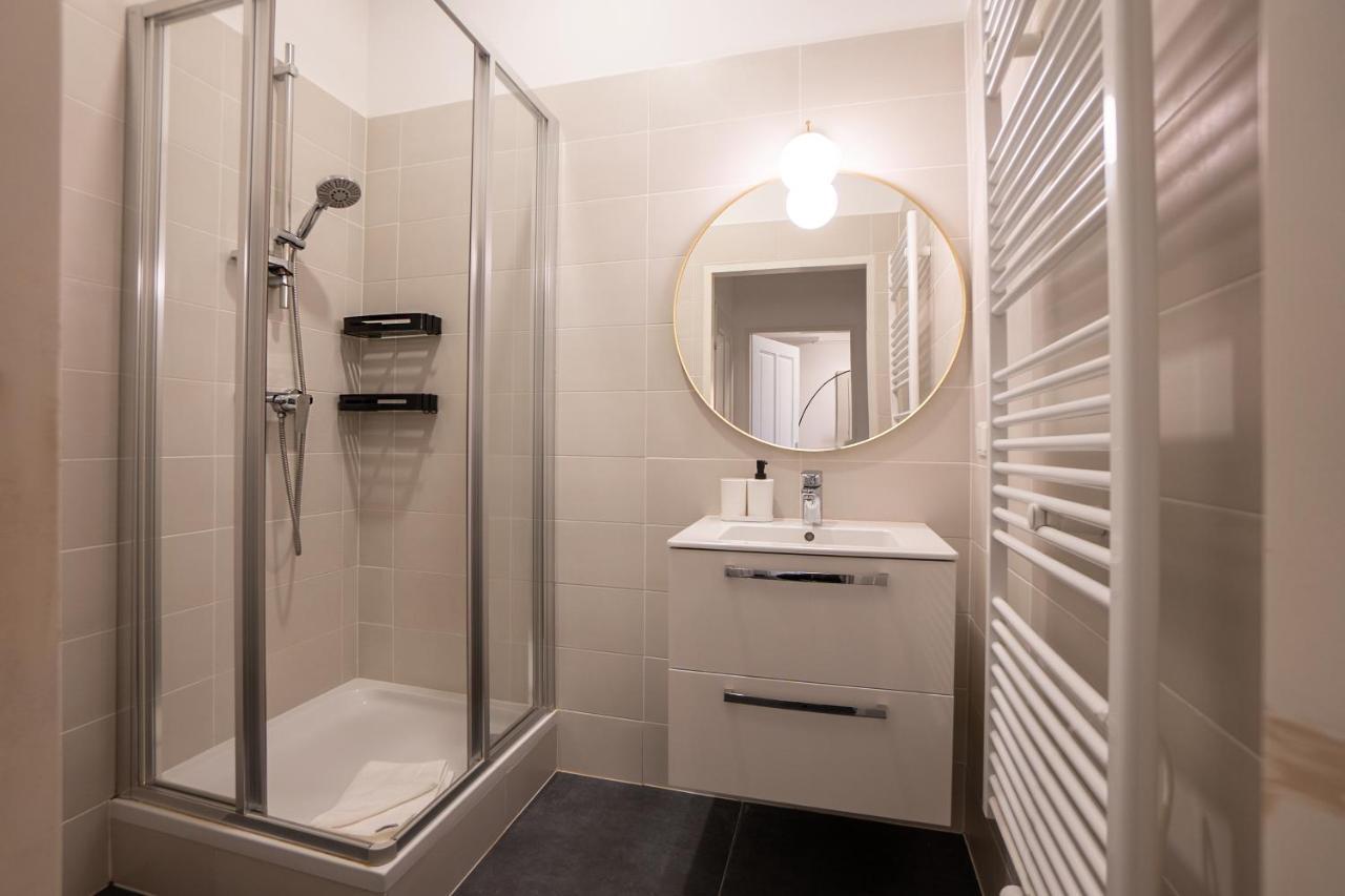 Stylish Apartment With Dedicated Working Space And Super King-Size Bed Located Between City Centre And Donau River Wenen Buitenkant foto